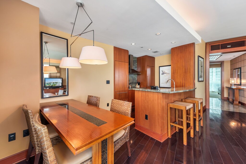 Photo of Livingroom in Bal Harbour
