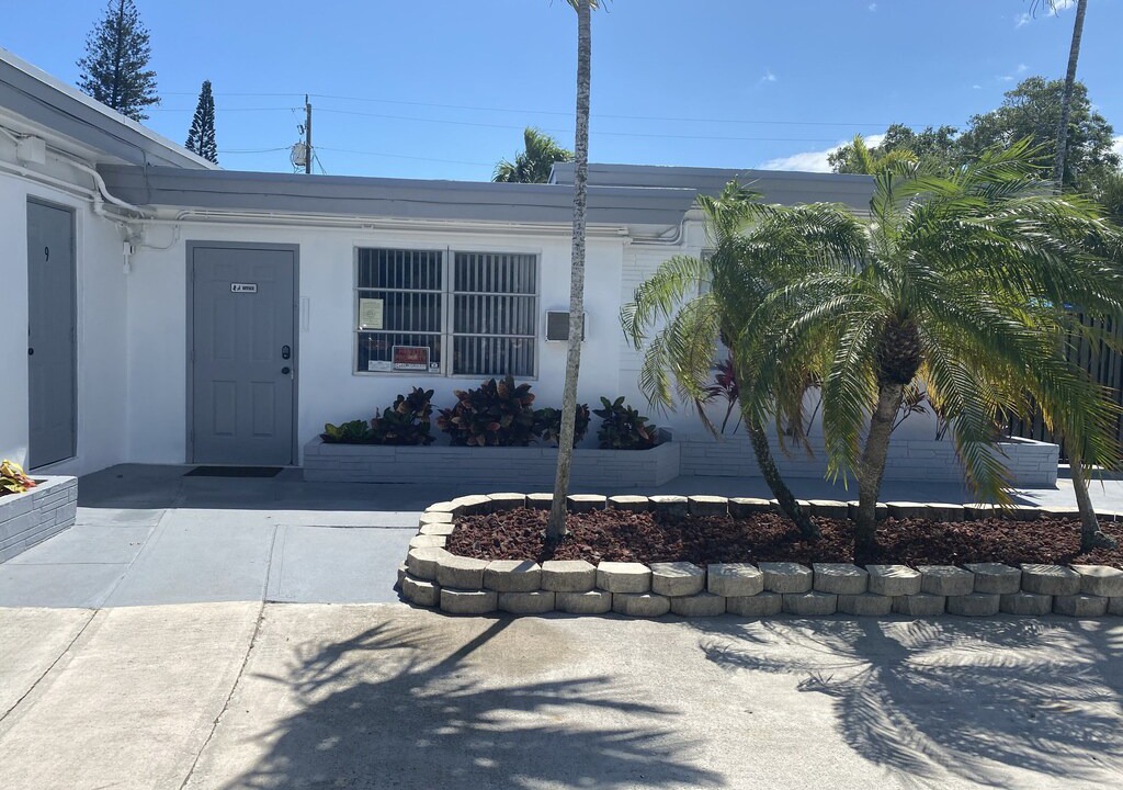 Photo of Others in Royal Poinciana
