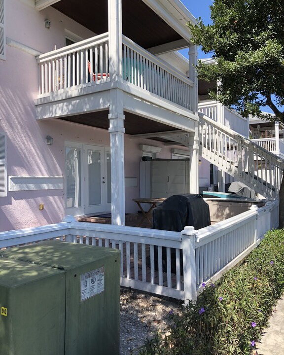 Photo of Buildings in Coquina Key