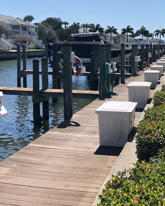 Photo of Buildings in Coquina Key
