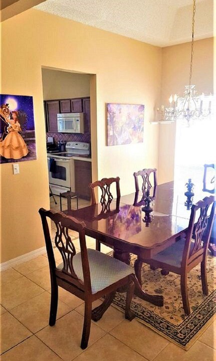 Photo of Livingroom in Hillcrest Estates
