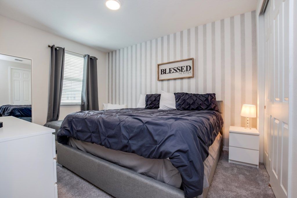 Photo of Bedroom in Bay Lake