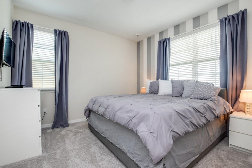 Photo of Bedroom in Bay Lake
