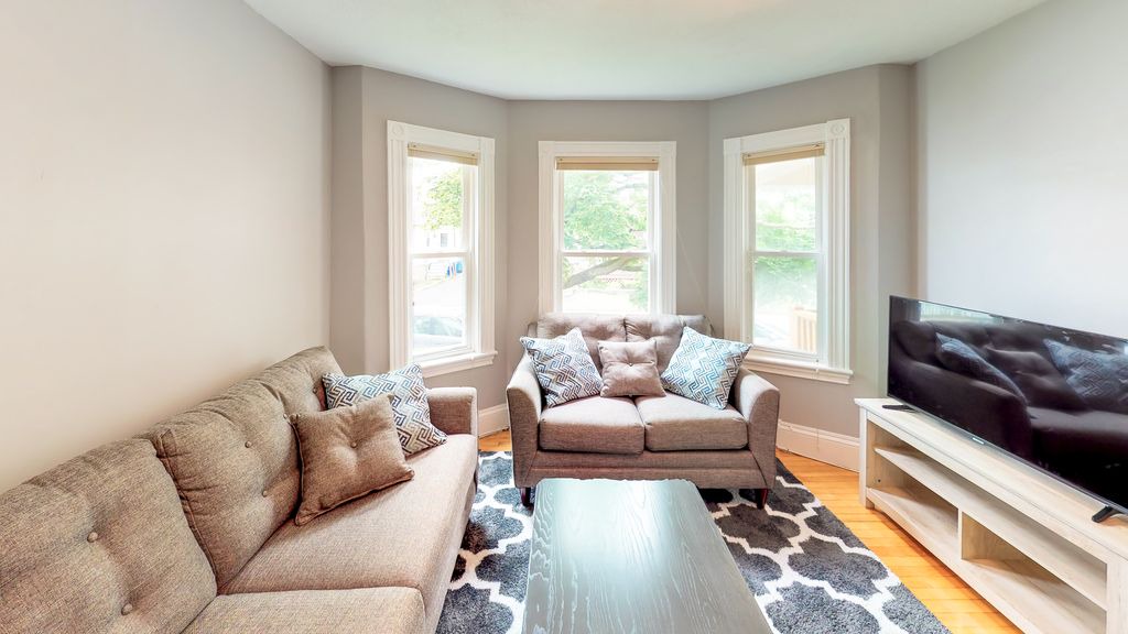 Photo of Livingroom in Palm River Estates
