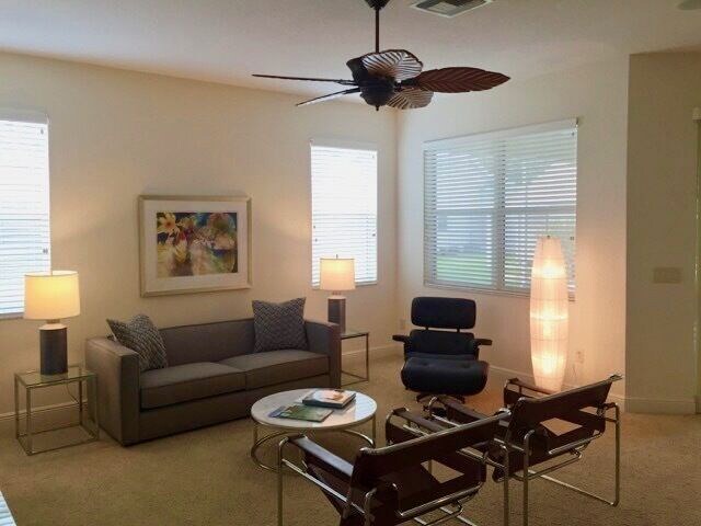Photo of Livingroom in Virginia Trace