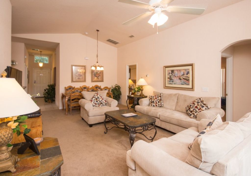 Photo of Livingroom in Silver Creek