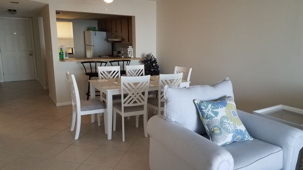Photo of Livingroom in Fort Pierce Shores