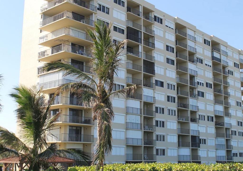 Photo of Buildings in Fort Pierce Shores