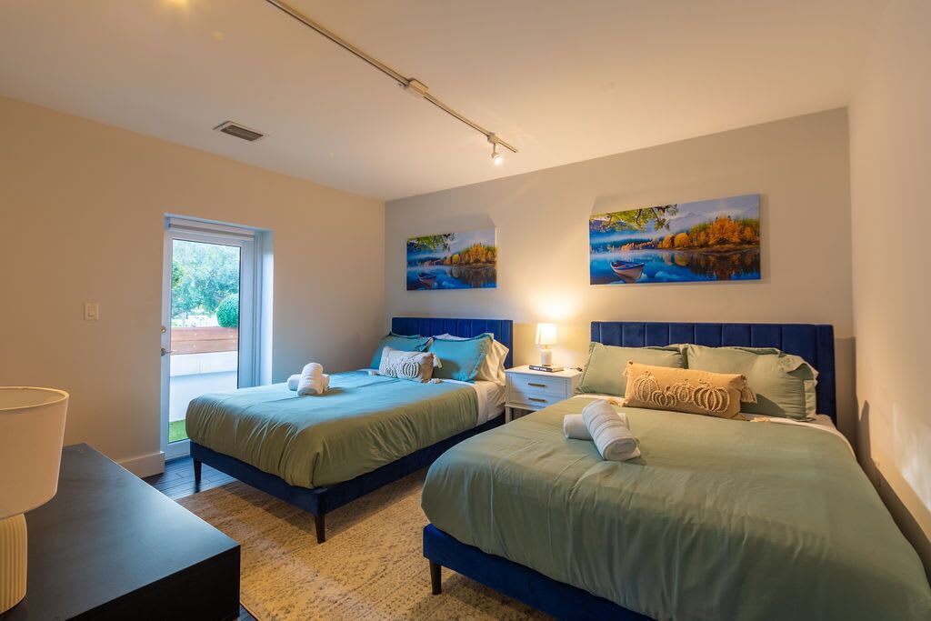 Photo of Bedroom in Biscayne Park