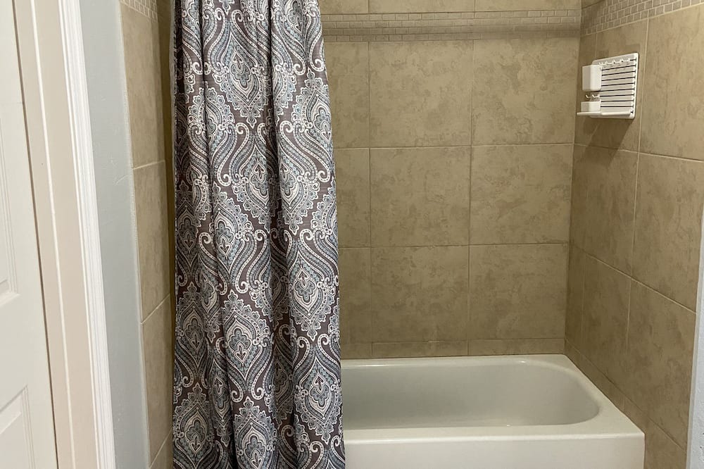Photo of Bathroom in Crescent Lake