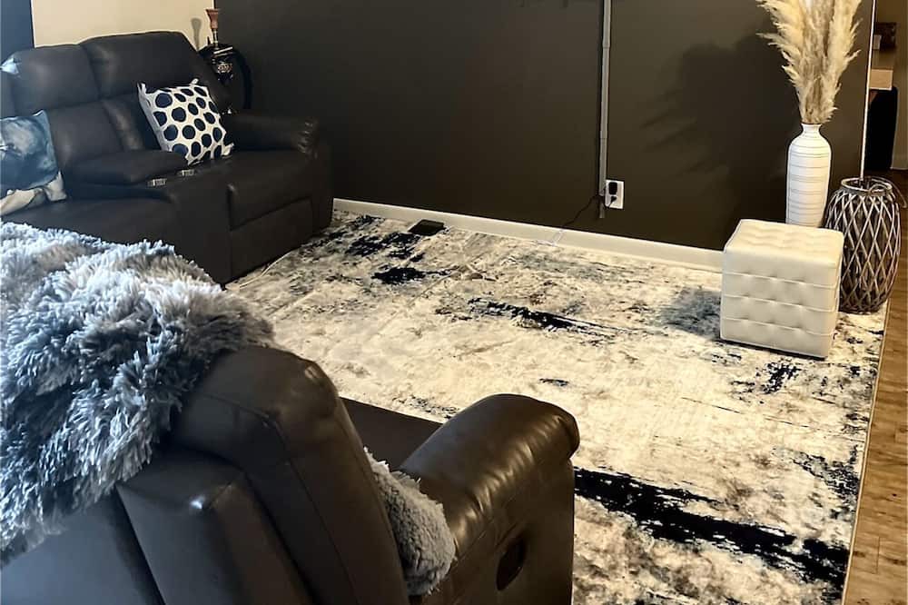 Photo of Livingroom in North Lauderdale