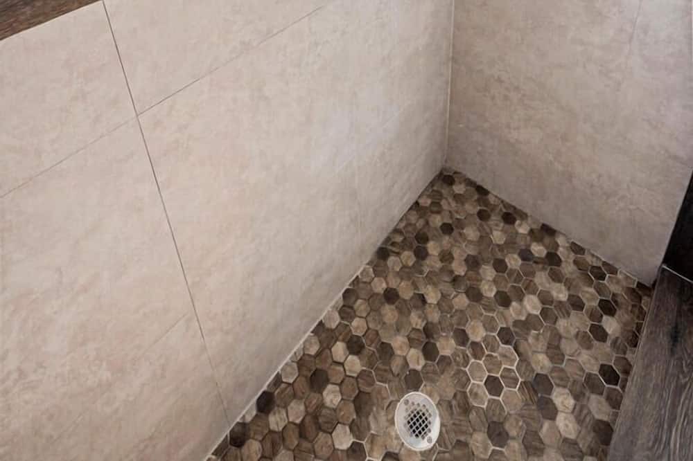 Photo of Bathroom in Central Fort Lauderdale