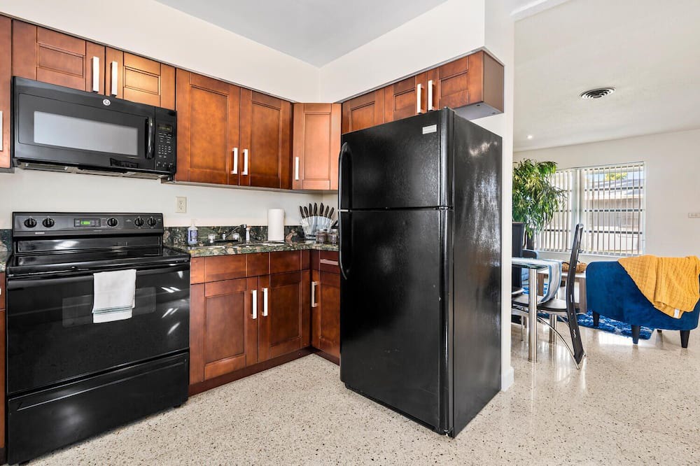 Photo of Kitchen in Central Fort Lauderdale