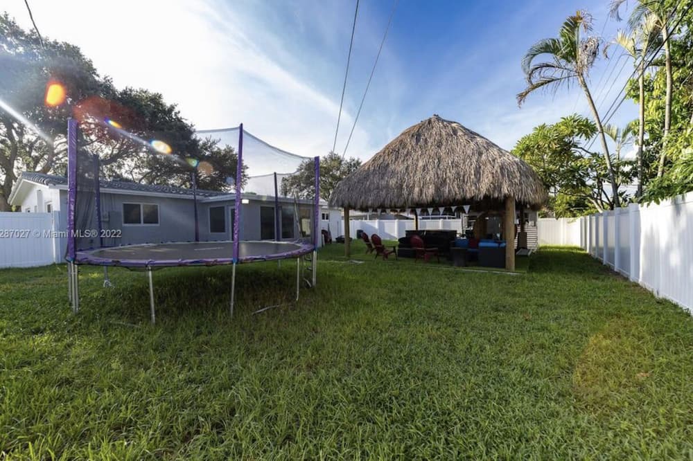 Photo of Outdoor in Boulevard Heights