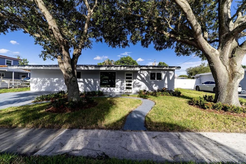 Photo of Outdoor in Boulevard Heights