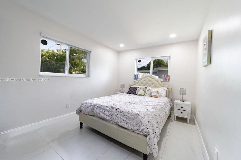 Photo of Bedroom in Boulevard Heights