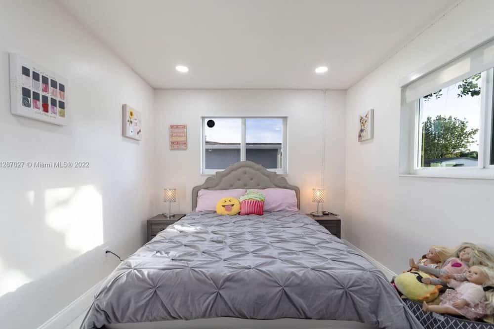 Photo of Bedroom in Boulevard Heights