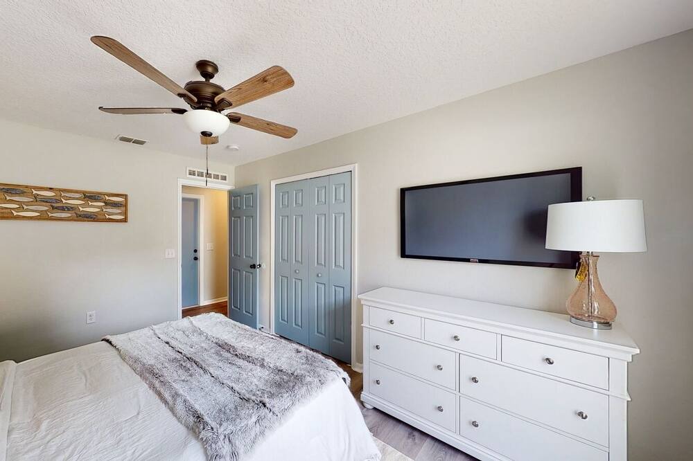 Photo of Bedroom in DeLand