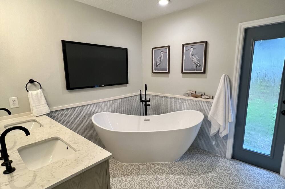 Photo of Bathroom in DeLand