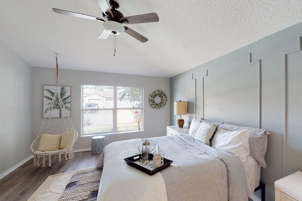 Photo of Bedroom in DeLand