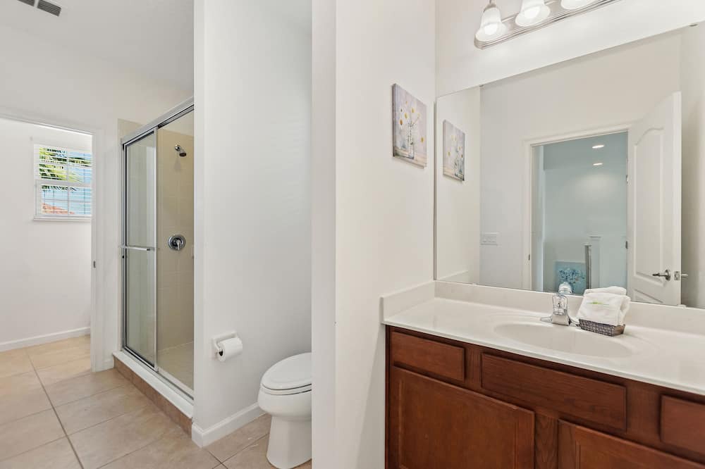 Photo of Bathroom in Sunridge Woods