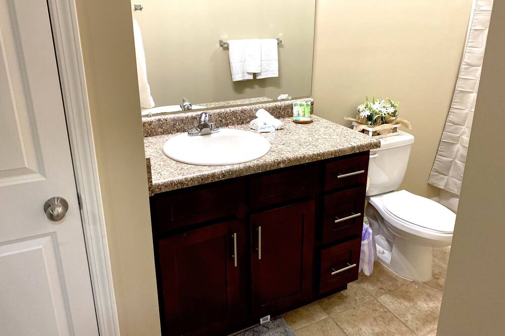Photo of Bathroom in Ooltewah