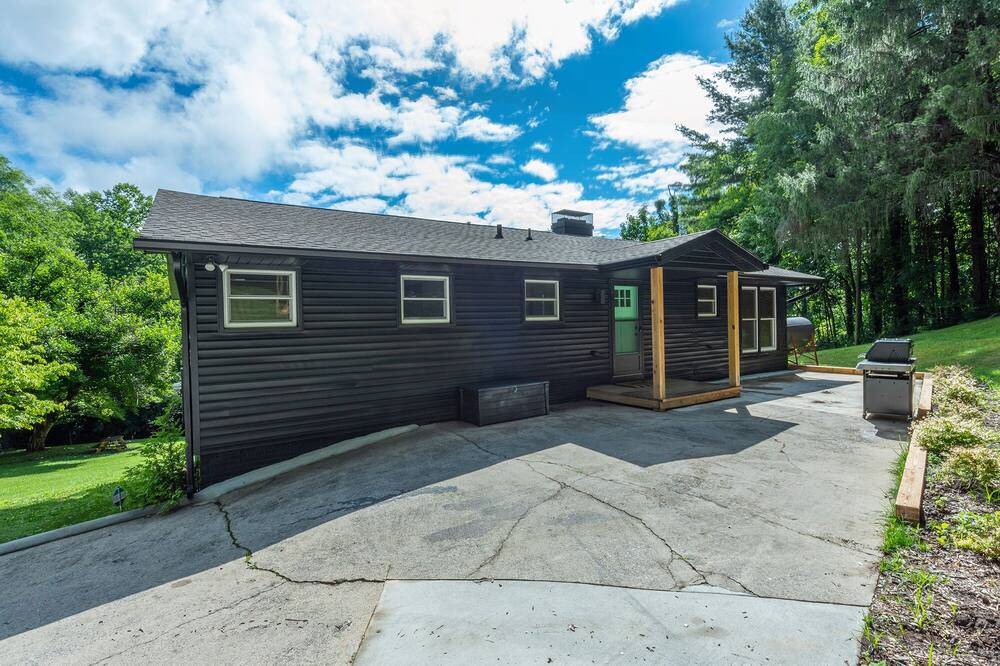 Photo of Outdoor in Waynesville