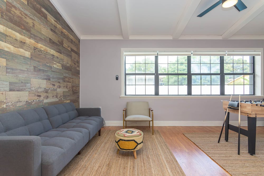 Photo of Bedroom in Cooper City