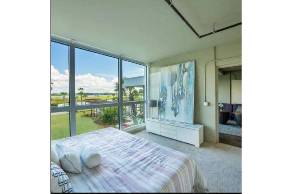 Photo of Bedroom in Avondale