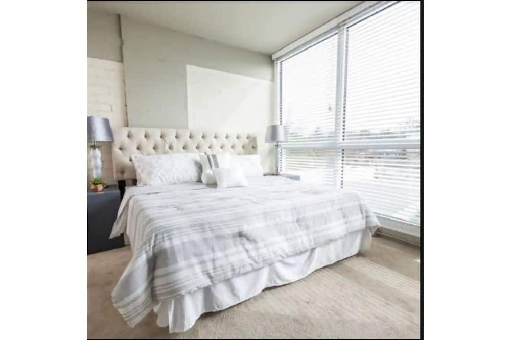 Photo of Bedroom in Avondale