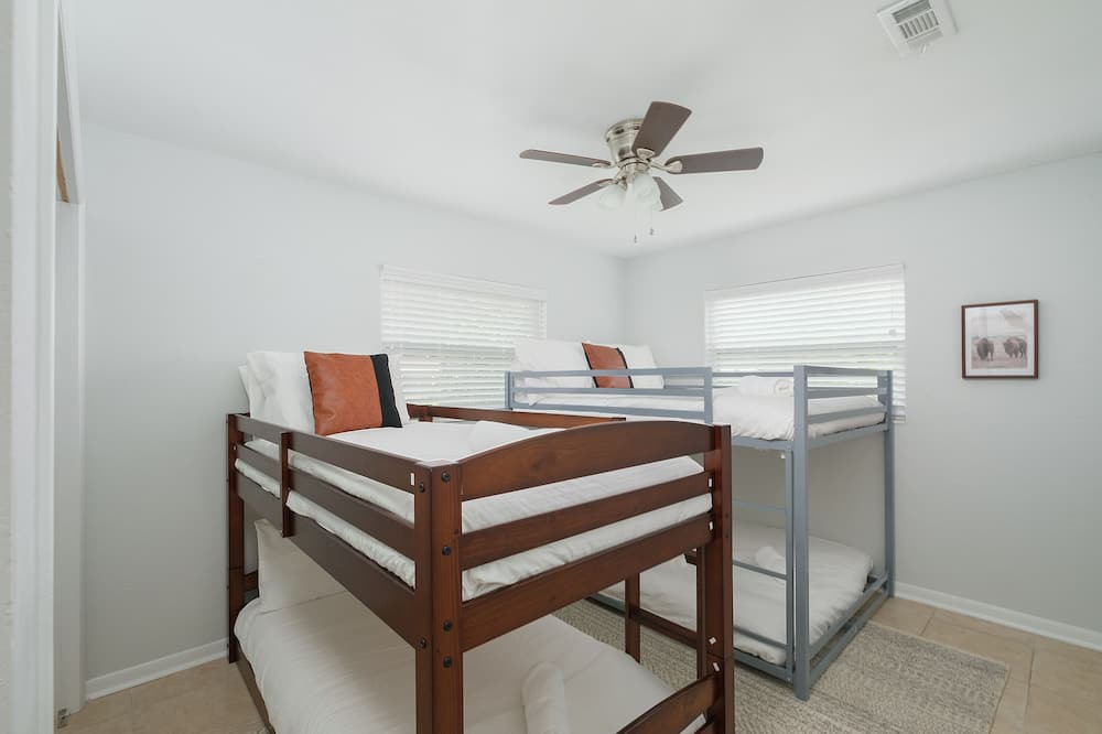 Photo of Bedroom in Springtree