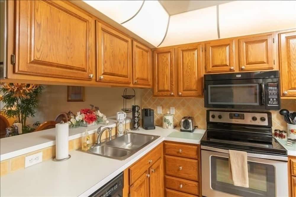 Photo of Kitchen in Hammock Bay