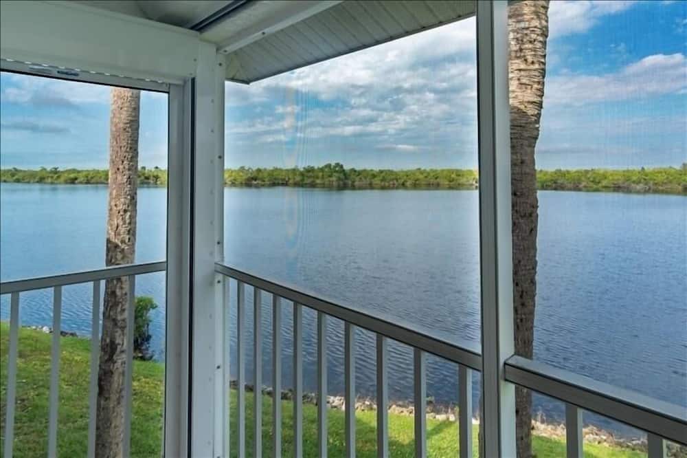 Photo of Patio Balcony in Hammock Bay