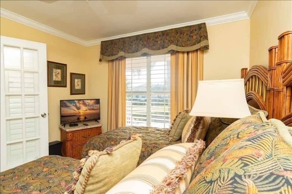 Photo of Others in Hammock Bay