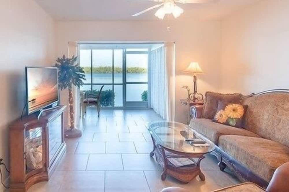 Photo of Others in Hammock Bay