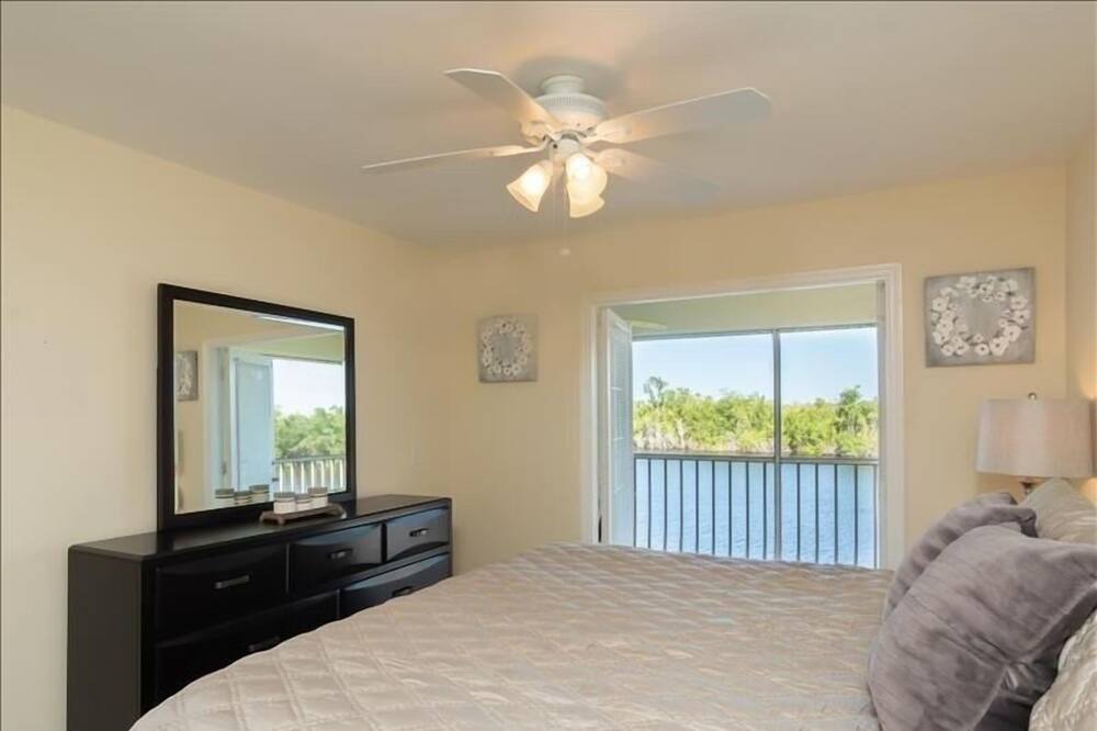 Photo of Others in Hammock Bay