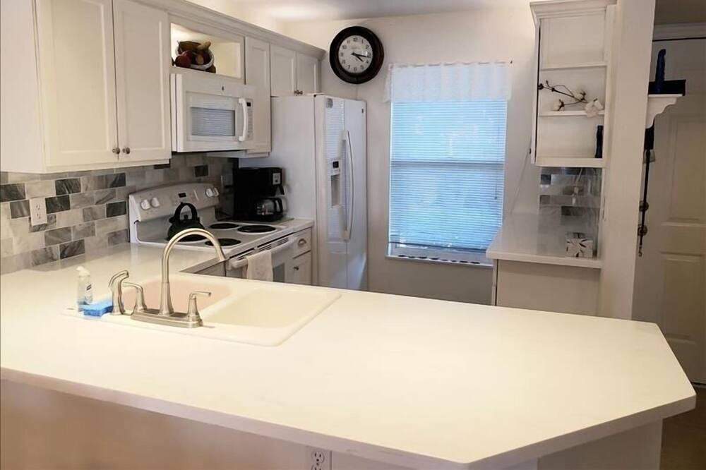 Photo of Bedroom in Hammock Bay