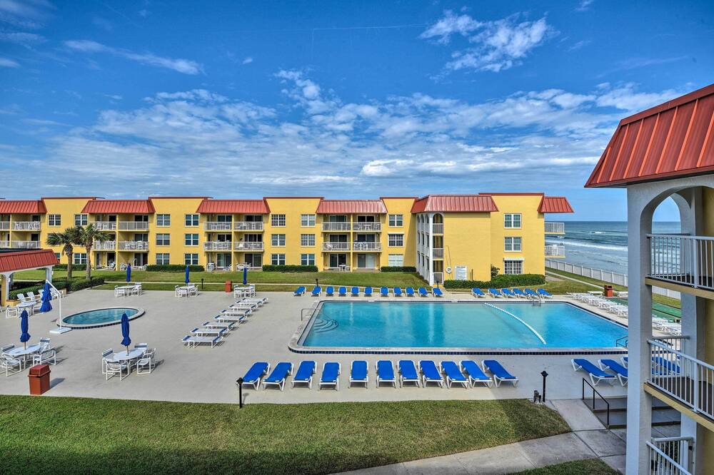 Photo of Outdoor in Point East