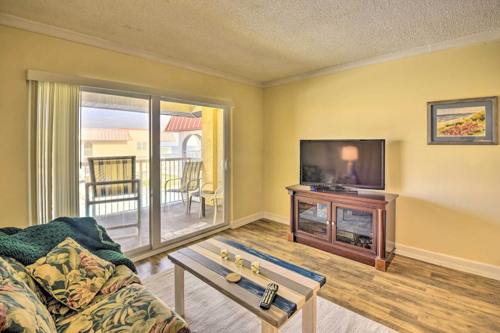 Photo of Bedroom in Point East