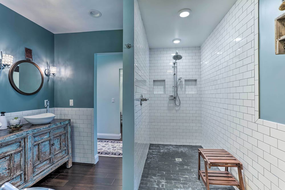 Photo of Bathroom in Palm City