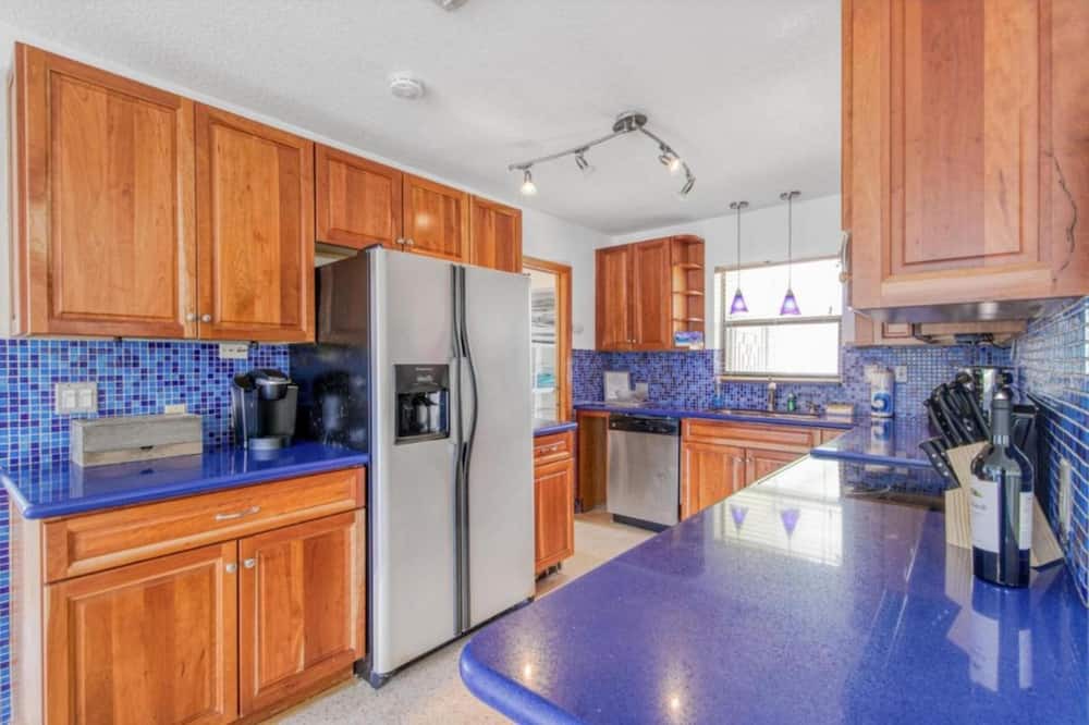 Photo of Kitchen in Central Fort Lauderdale