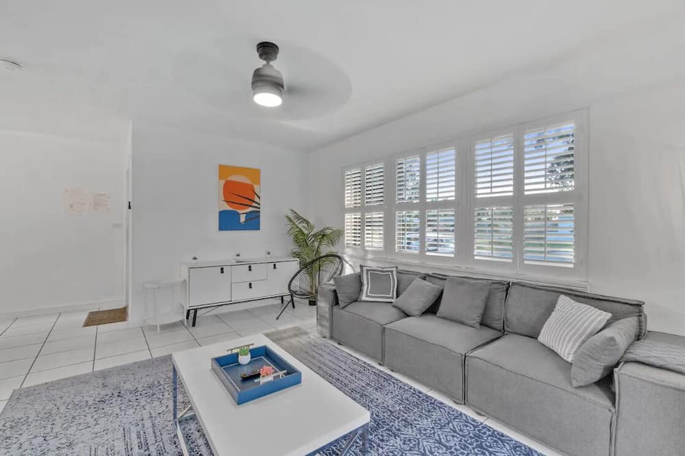 Photo of Bedroom in Boulevard Heights