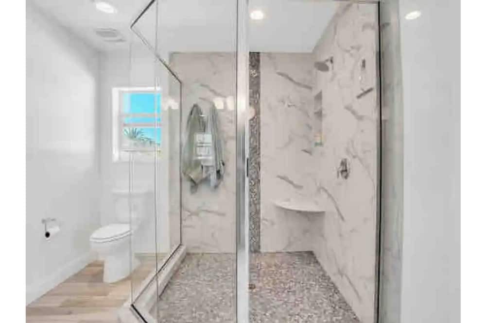 Photo of Bathroom in Crystal Beach