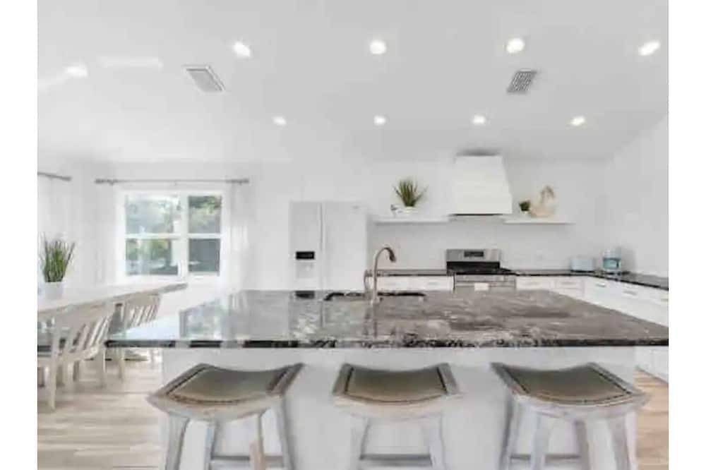 Photo of Kitchen in Crystal Beach
