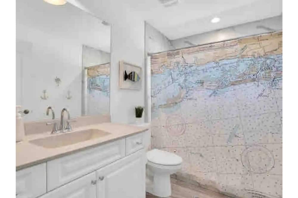 Photo of Bathroom in Crystal Beach