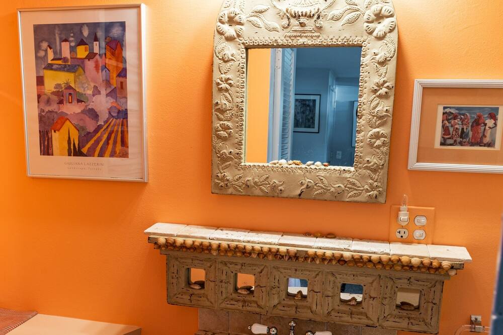 Photo of Bathroom in Park East