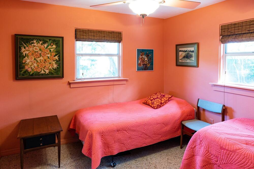 Photo of Bedroom in Park East