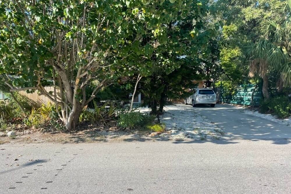 Photo of Outdoor in Park East