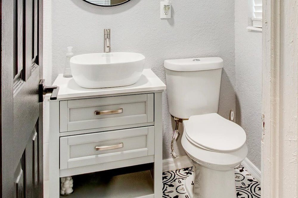 Photo of Bathroom in Altamonte Springs