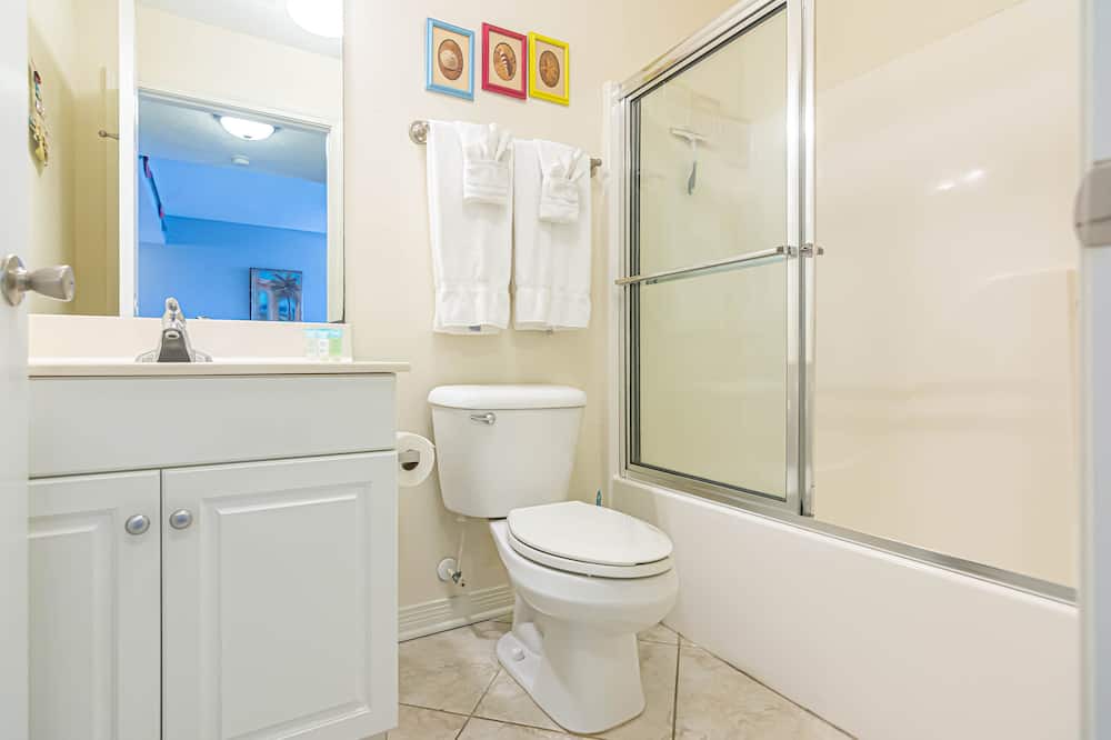 Photo of Bathroom in Fort Morgan Pines